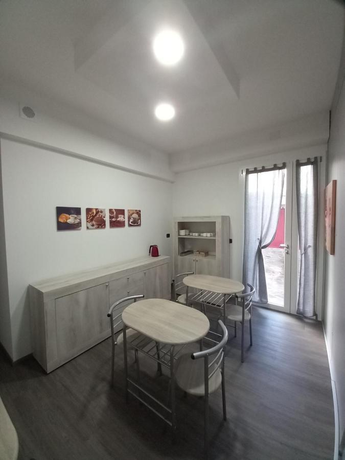 B&B Km 198 - Letto E Colazione Sorbara Dış mekan fotoğraf