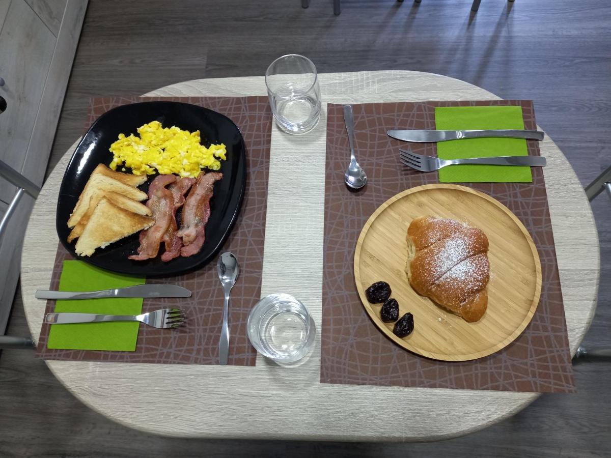 B&B Km 198 - Letto E Colazione Sorbara Dış mekan fotoğraf