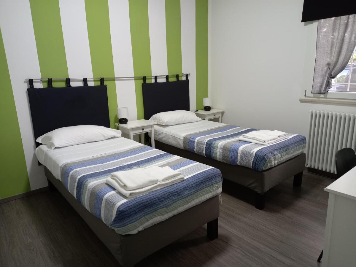 B&B Km 198 - Letto E Colazione Sorbara Dış mekan fotoğraf
